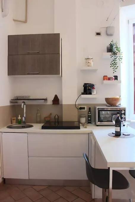 Romantica Cenisio Apartment Milan Italy