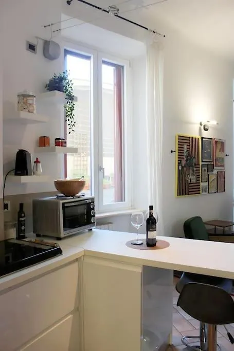Romantica Cenisio Apartment Milan 0*,  Italy