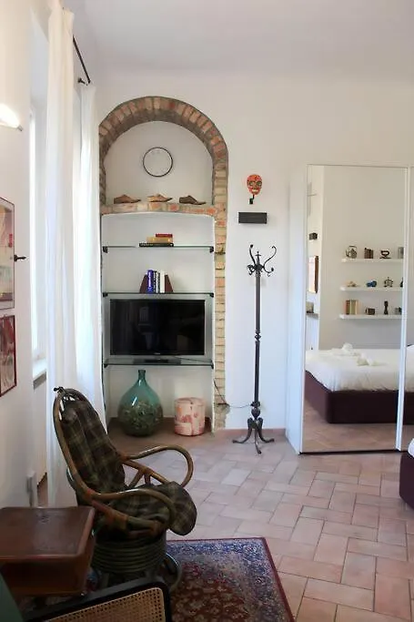 Romantica Cenisio Apartment Milan